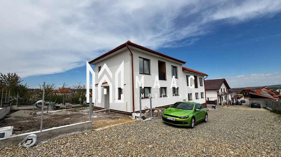 Casă Tip Duplex | 4 Camere | 2 Balcoane | Terasă | Șura Mică - Poză 1