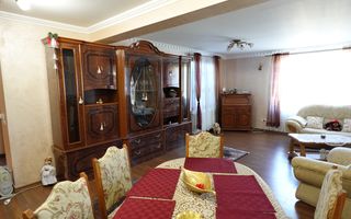 Casa spatioasa si teren de 1500mp Unguras - Poză 8