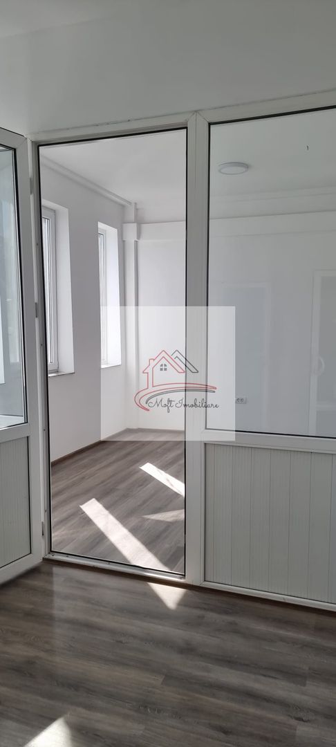 SPATIU COMERCIAL-PELICAN - Poză 4