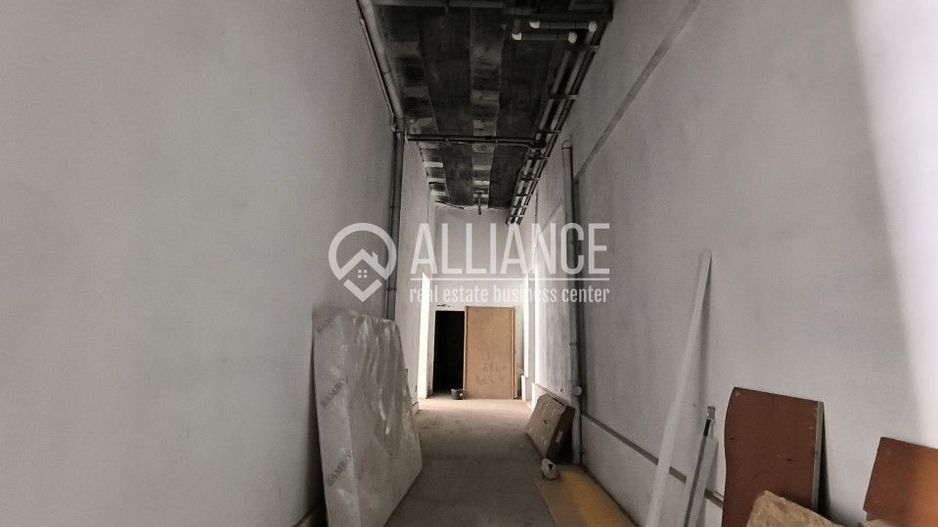 POLICLINICA CU PLATA(cod03) - Spatiu comercial luminos si inalt ! - Poză 11