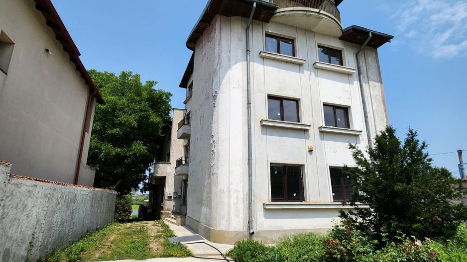 Imobil cu deschidere lac Snagov - Poză 1