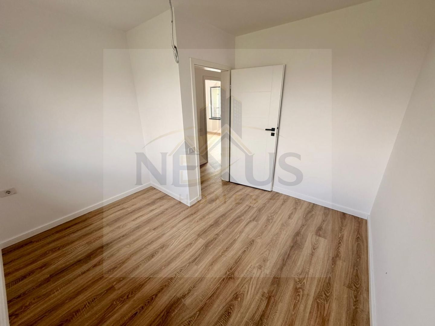Comuna Berceni - Incalzire prin pardoseala | 4 camere - Acte gata - Poză 12