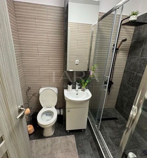 Apartament 2 camere, mobilat și utilat, - Poză 8