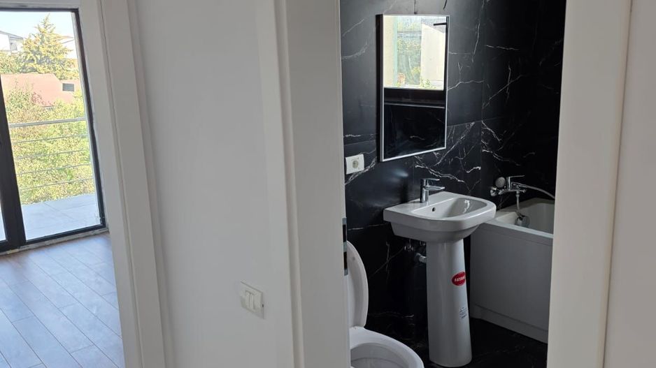 Apartament nou 3 camere - Str. Grigore Voda - zona Brancoveanu. - Poză 4