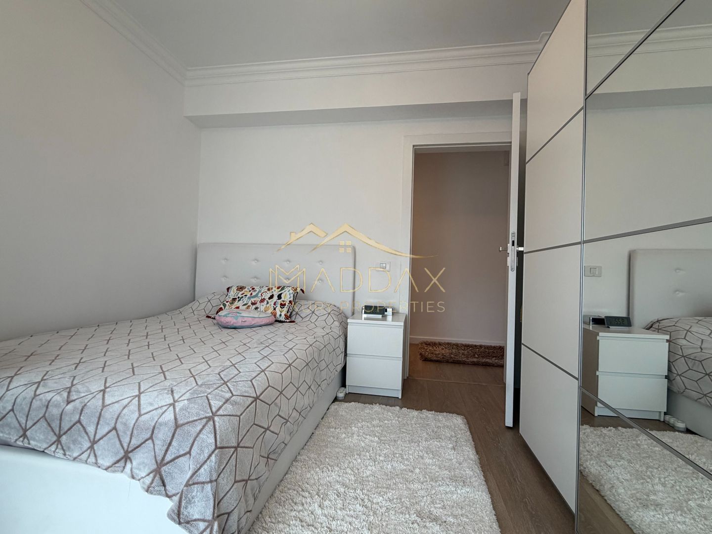 Apartament de tip Duplex 6 camere *250mp* + 2 Garaje // Herastrau - Poză 17