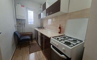 Apartament 3 camere, decomandat, Alexandru cel Bun, et 8 din 10, liber - Poză 3