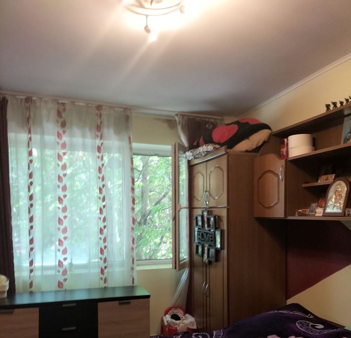 Apartament 3 camere, Bld. Obregia. Etaj 1. Loc parcare. - Poză 13