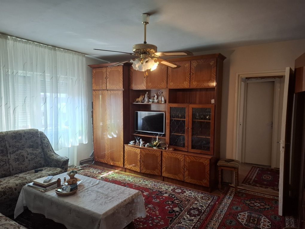 Apartament 2 camere zona Micro 16 - Poză 5