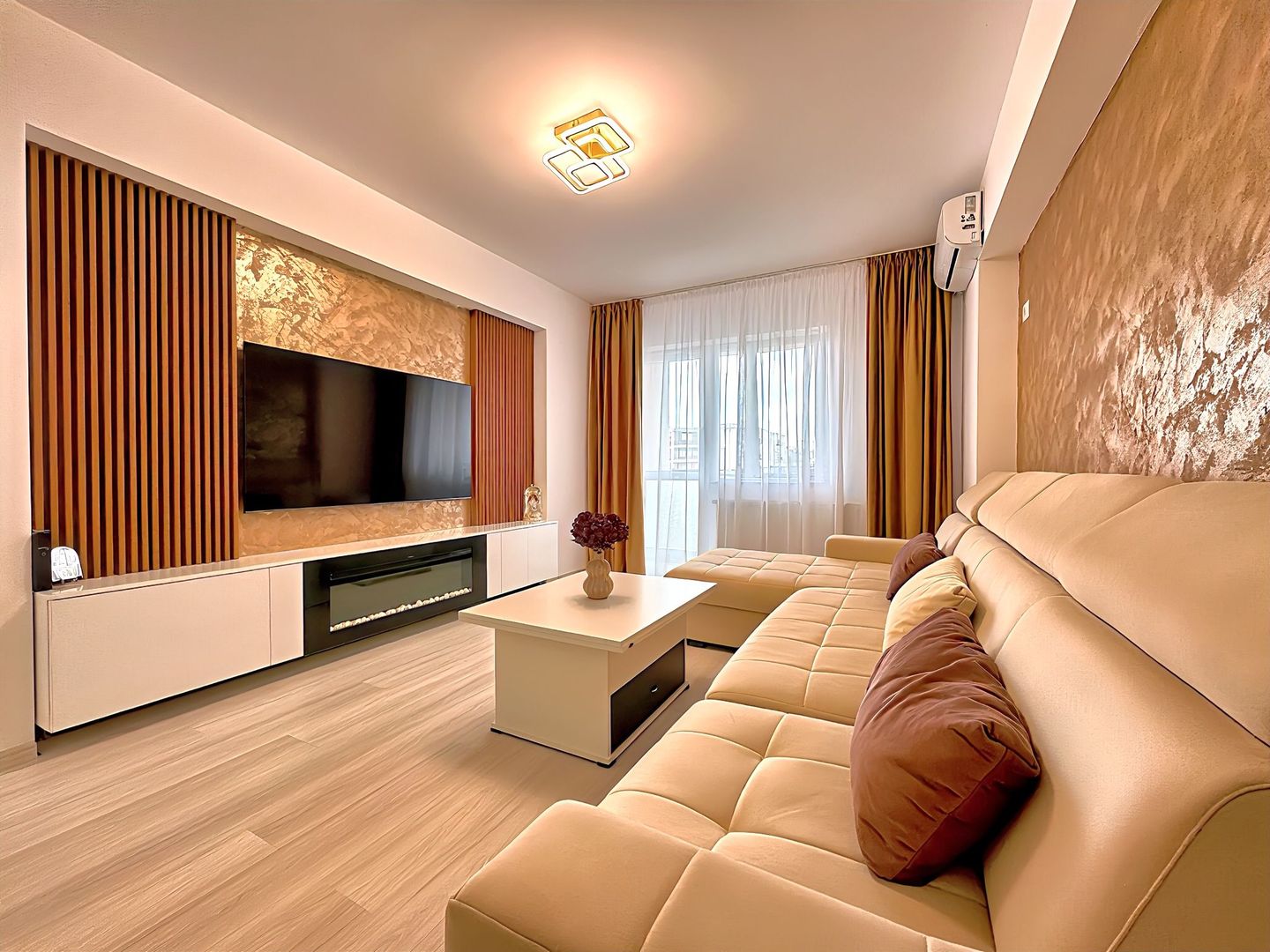 3 camere decomandat bucatarie inchisa 79mp Grand Arena parcare inclusa - Poză 8