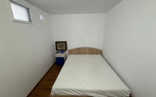 Casă cu curte comună, Zona Sala Sporturilor! - Poză 4