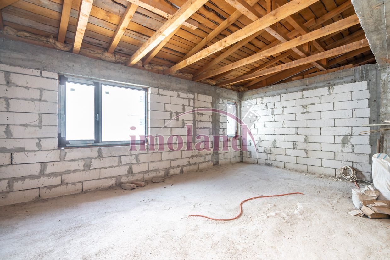 Vila D+P+2E+M - Uranus - Poză 21