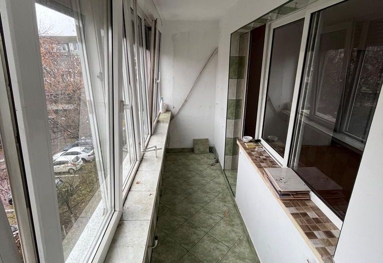 Apartament 4 camere bloc anvelopat Apusului, Pacii, Militari - Poză 5