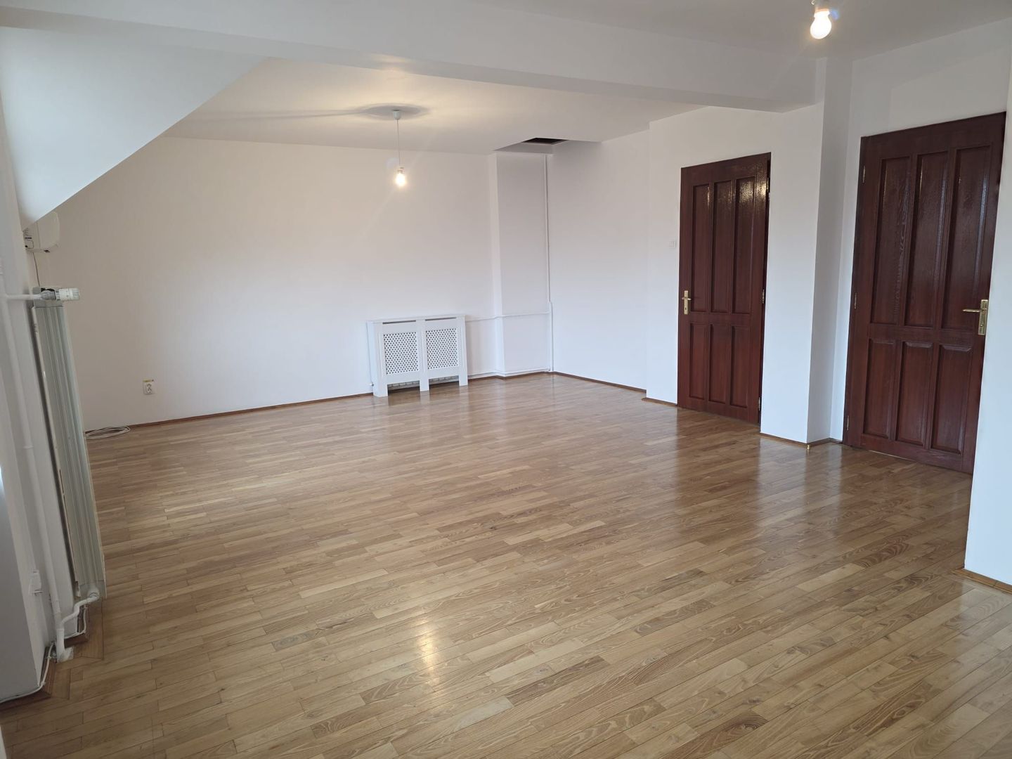 Vila de inchiriat - Poză 20