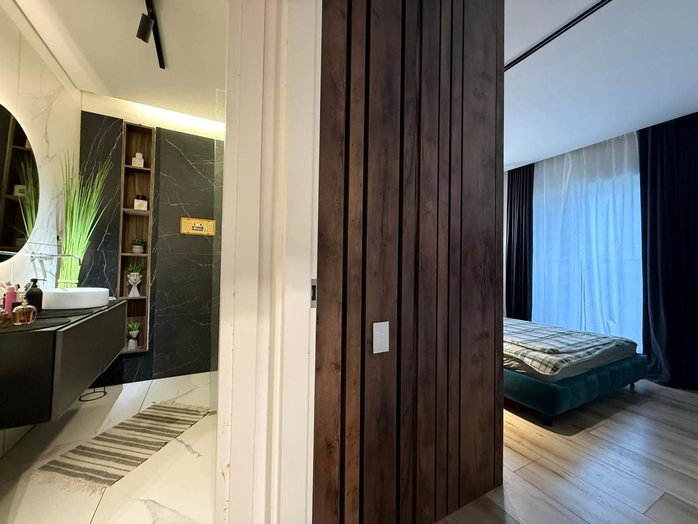 COSMOPOLIS - Apartament cu 2 camere, mobilat si utilat. - Poză 12