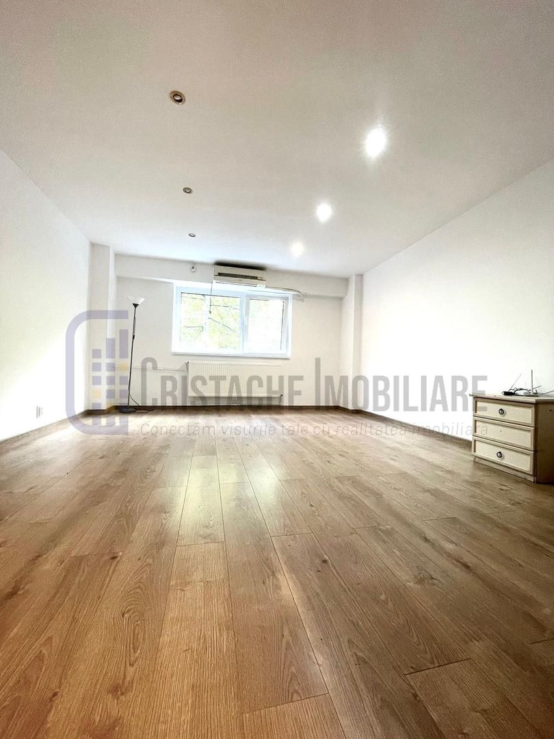 Renovat, centrala proprie, parcare & acces metrou P-ta Muncii - Poză 2
