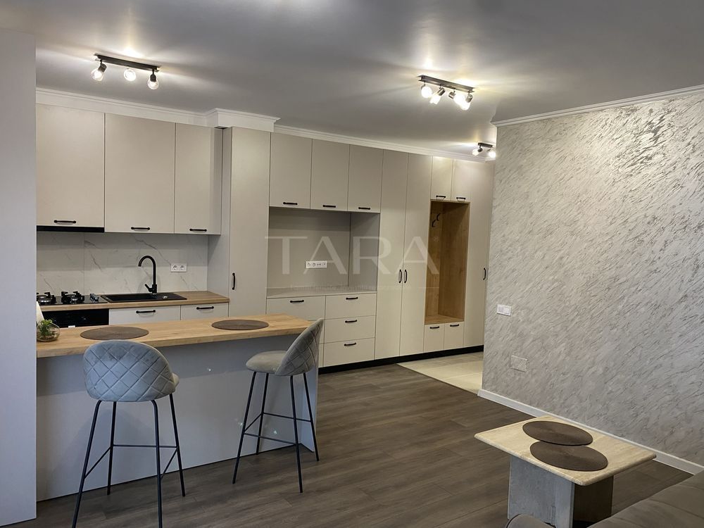 Apartament nou cu 2 camere, balcon de 8 mp, parcare cu CF, Florești. - Poză 1