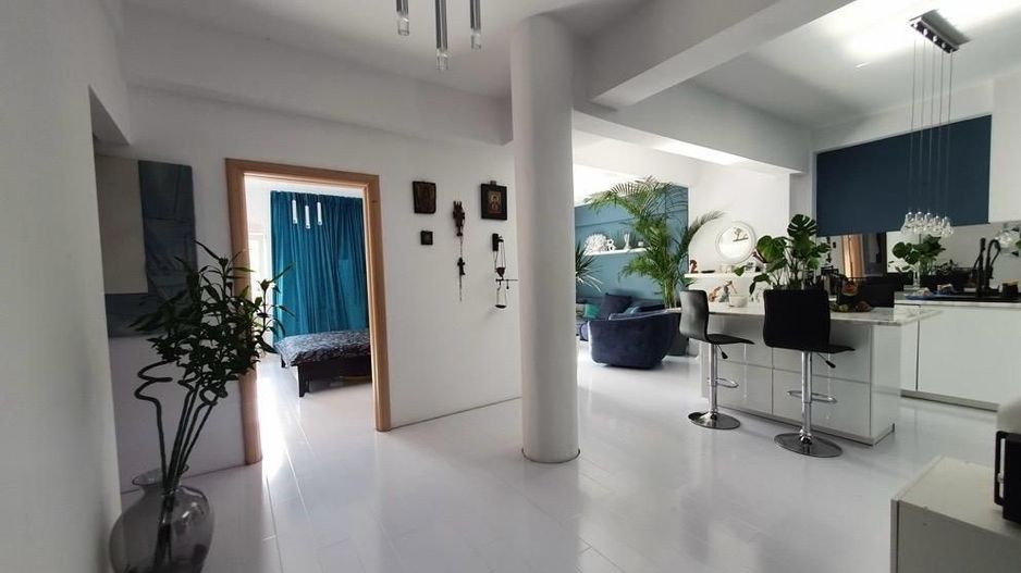 APARTAMENT UNIC  3 CAMERE | TERASĂ 30 MP  | VEDERE PANORAMICĂ | ZONA CENTRALĂ - Poză 5