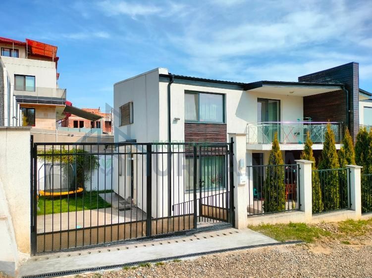 Casa tip duplex, 4 camere, parțial mobilată, Rediu - Poză 1