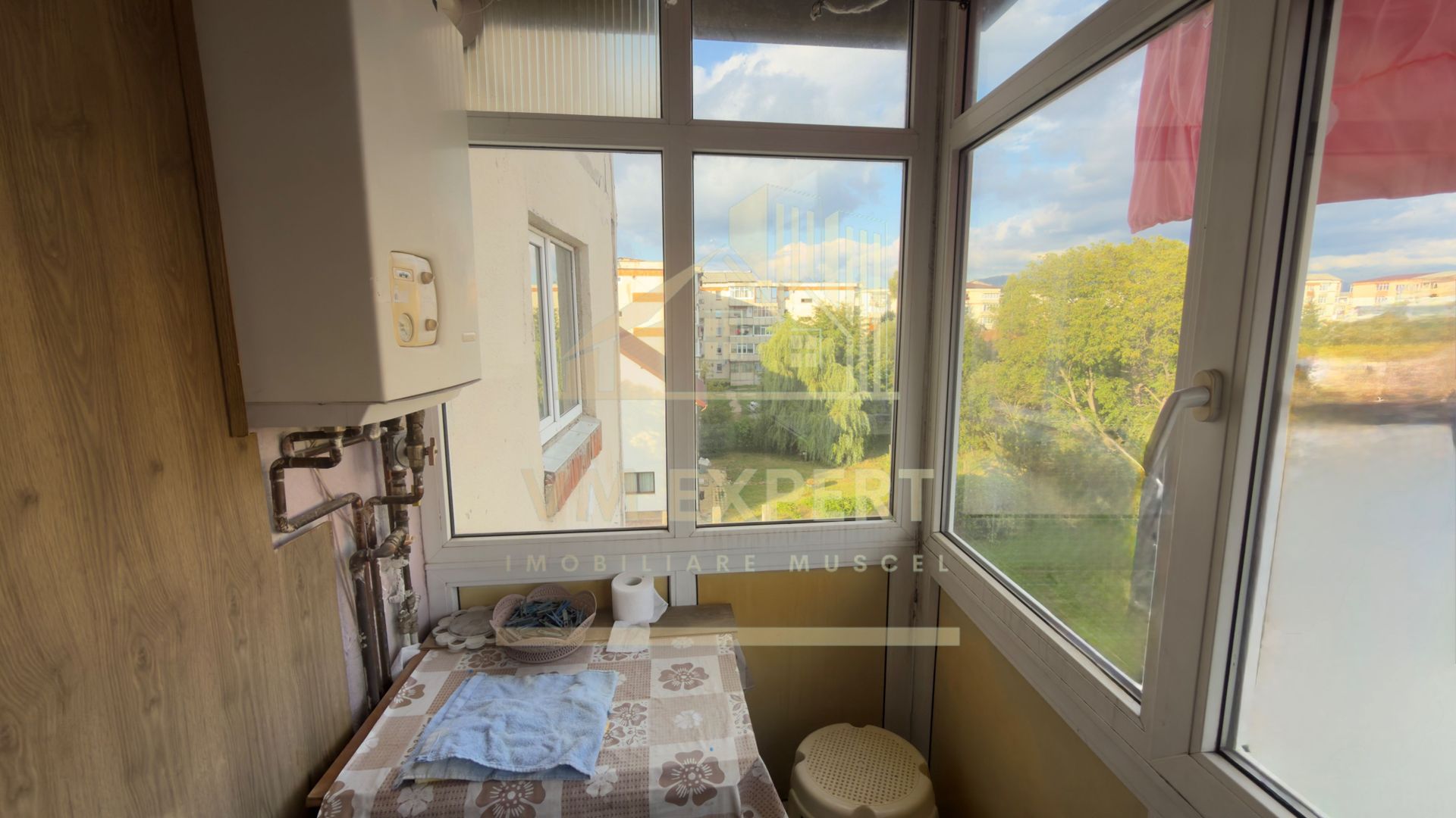 APARTAMENT 2 CAMERE DECOMANDAT ETAJ 3 GRUI ARGEȘ - Poză 24