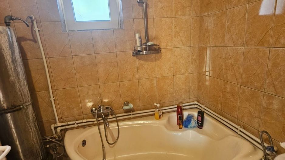 Inchiriere 2 case Draganu - cazare muncitori - Poză 4