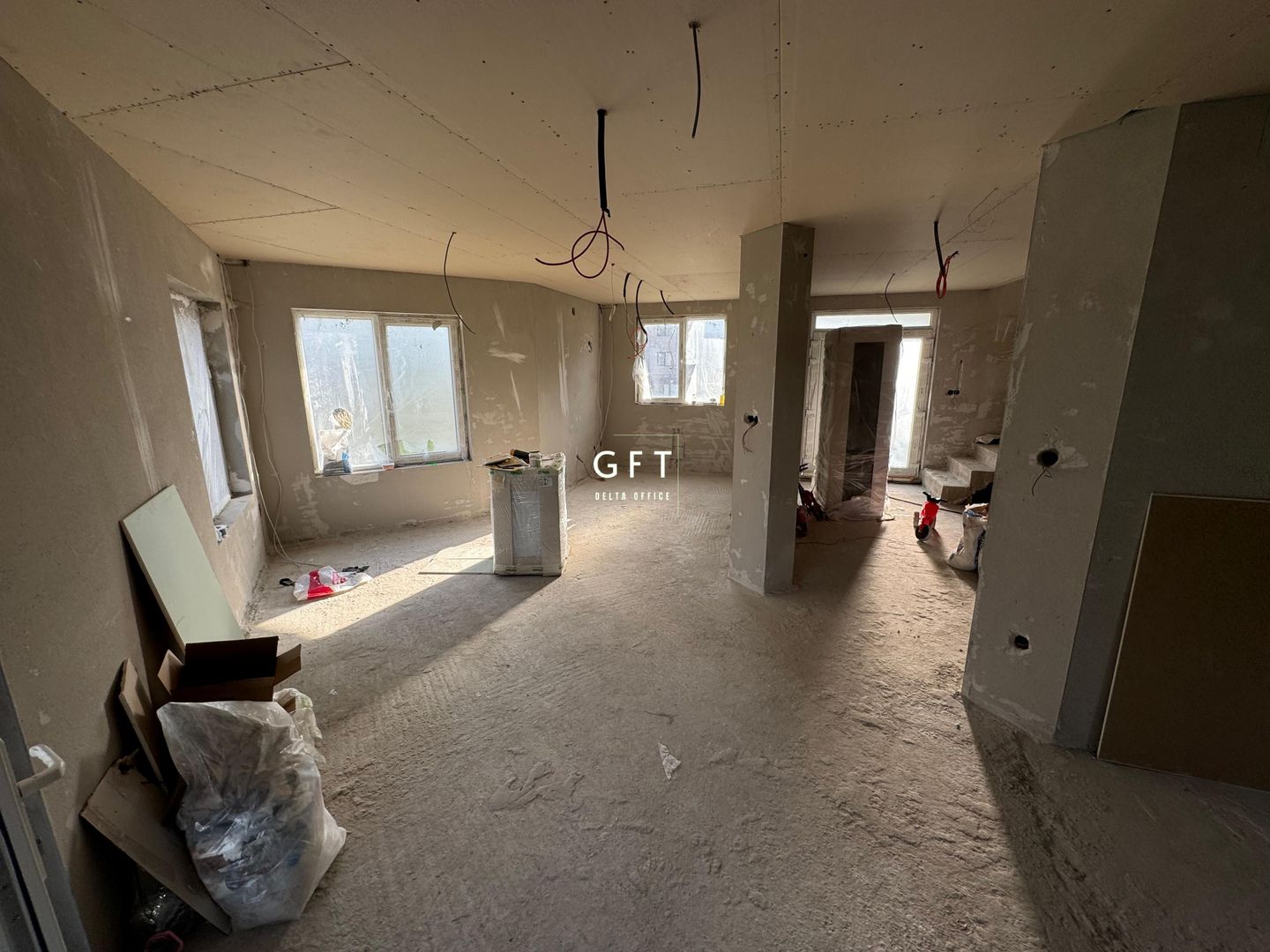 Casa de vanzare la Orheiul Bistritei si teren de 24 de ari - Poză 5