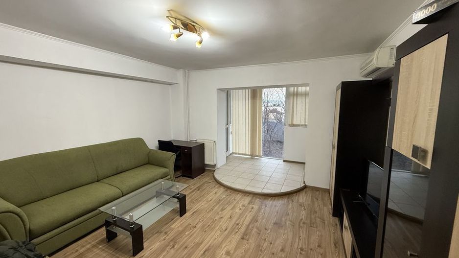 Apartament Tineretului/Metrou - Poză 1