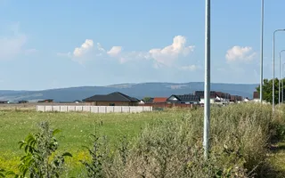 Terenuri pe șoseaua Brașovului în Bod spre Sanpetru - Poză 15