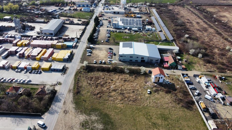 Teren intravilan 3.250 mp -zona Plopi - Poză 1