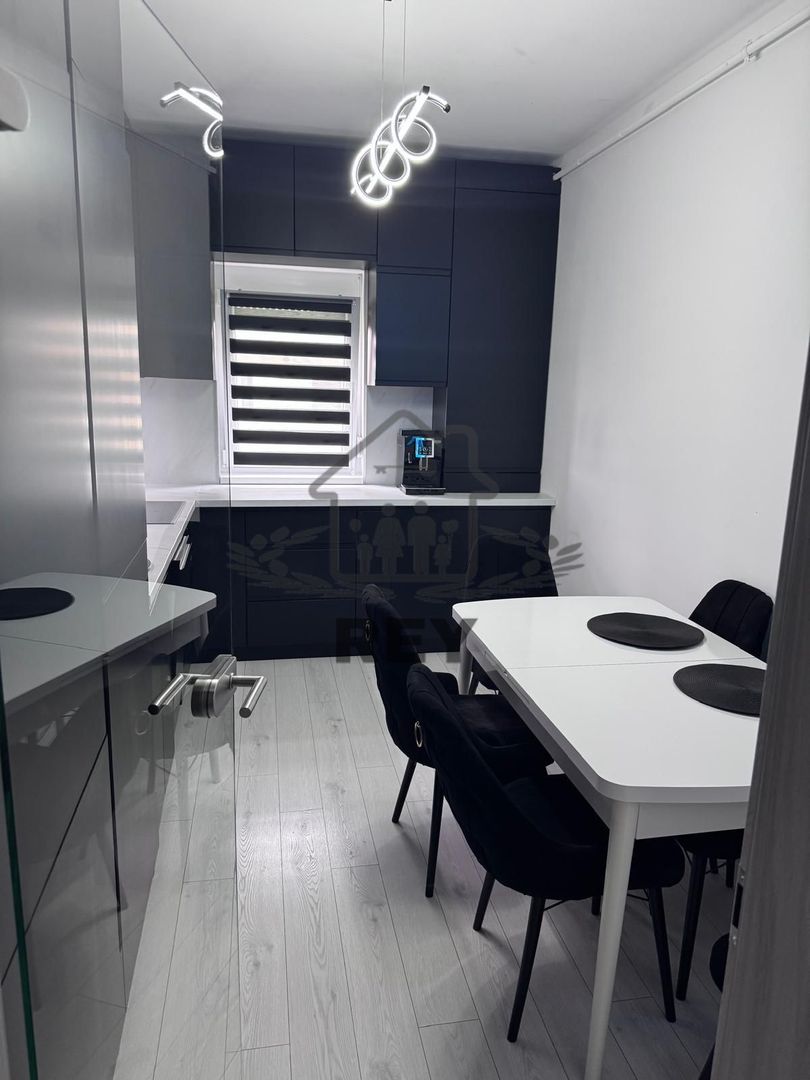 Apartament premium, 3 camere, complet mobilat si utilat de lux - Poză 5