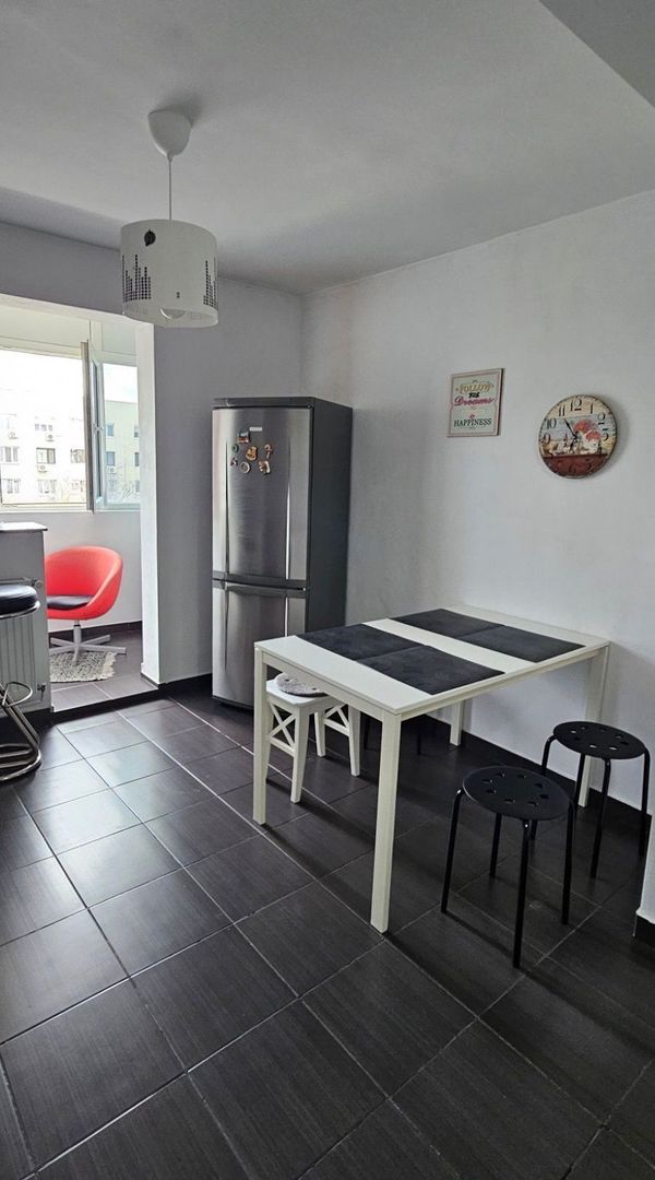 AP. 2 CAMERE DRISTOR, BLOC REABLITAT, BUCATARIE INCHISA, MODERN - Poză 5