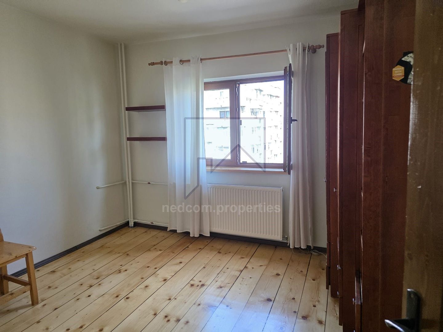 Inchiriere apartament 3 camere str. Novaci - Sebastian - Poză 9