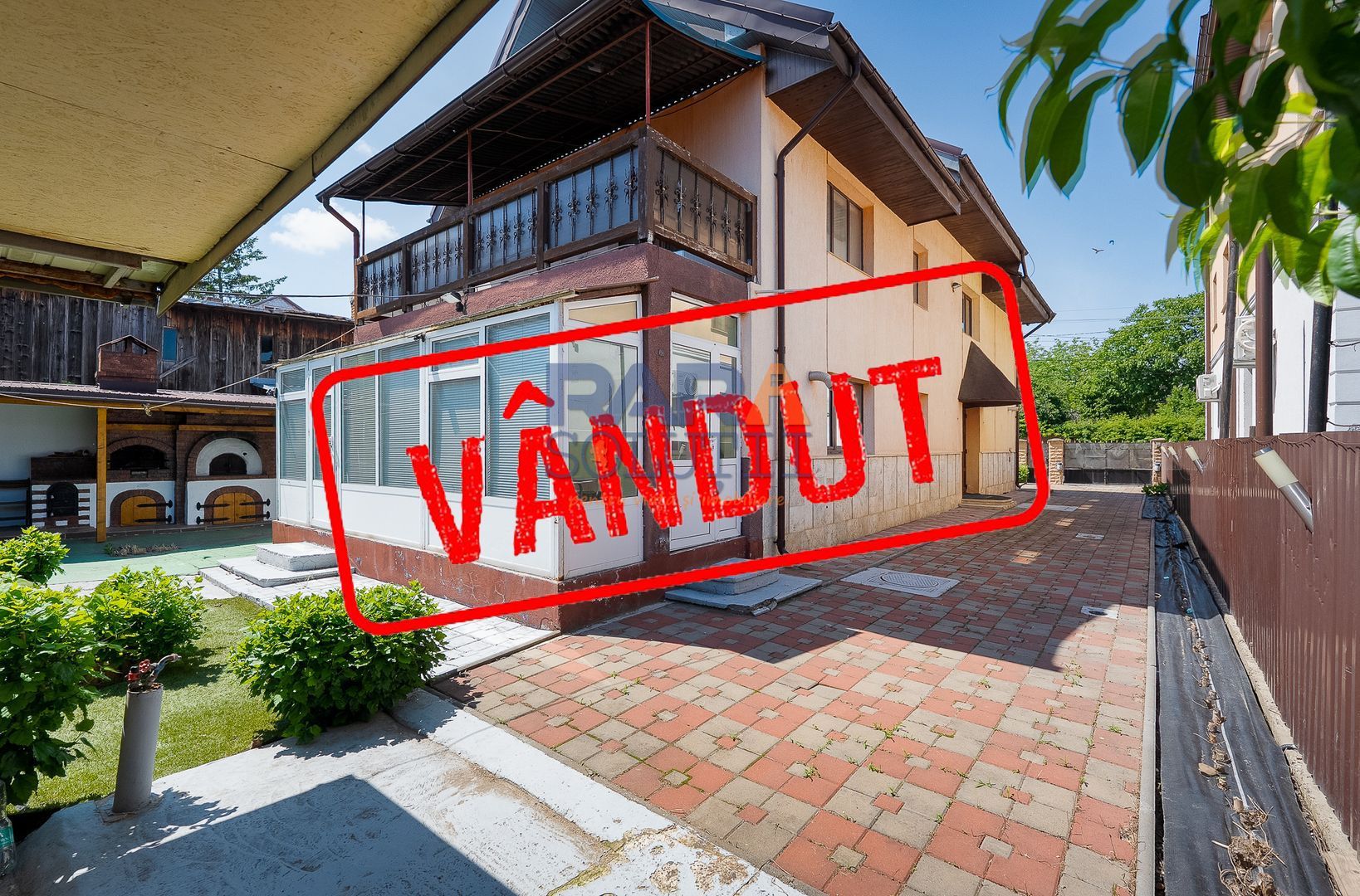 Vilă cu 3 dormitoare - zonă exclusivistă - Poză 1