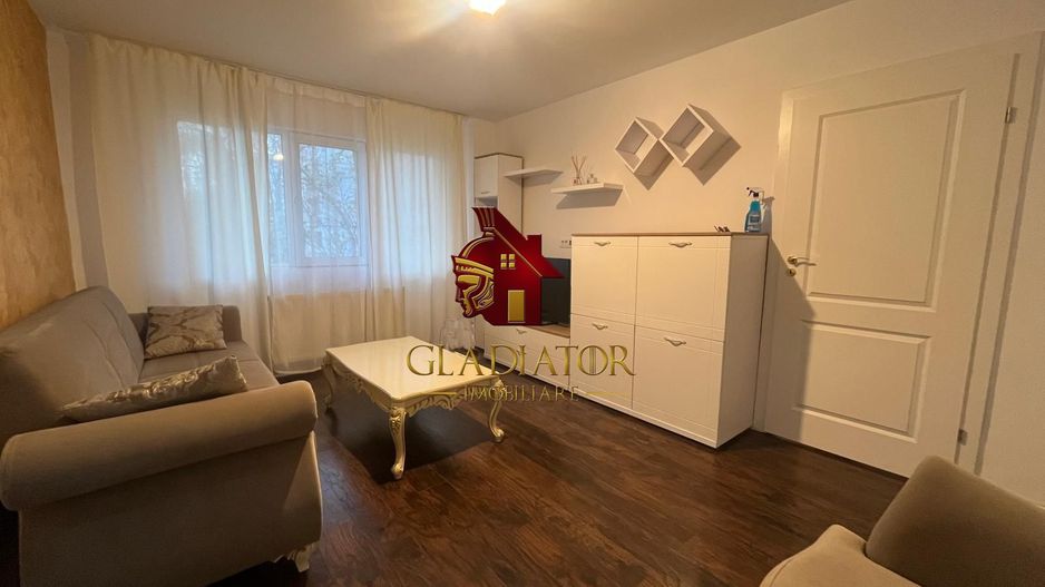 Apartament renovat complet, modern, Podu Ros - Posta inchiriere rapida - Poză 1