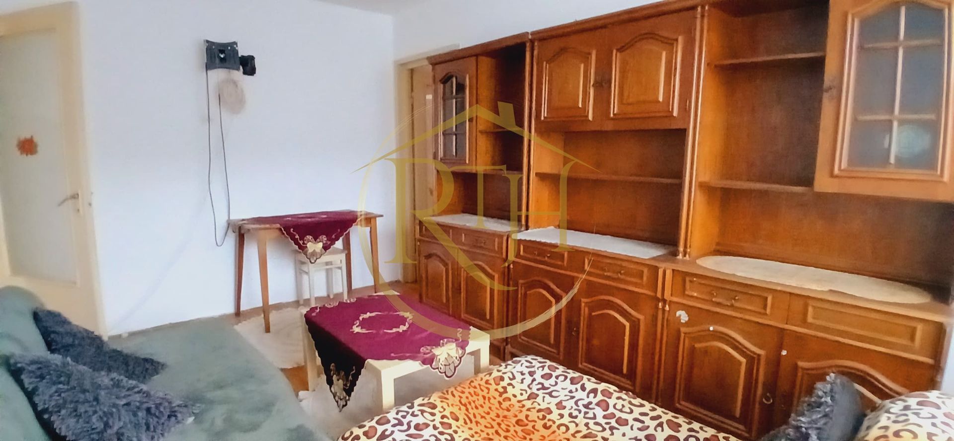 Oferim spre vanzare un apartament cu 4 camere in zona Dacia - Poză 2