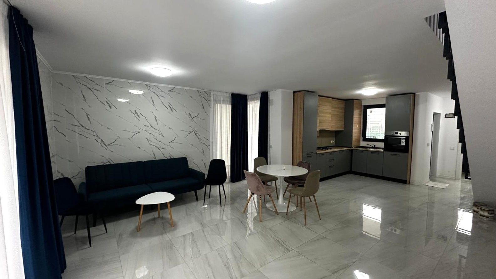 Vilă 5 Camere 160mp Curte 50mp Otopeni-Aeroport Henri Coandă - Poză 1