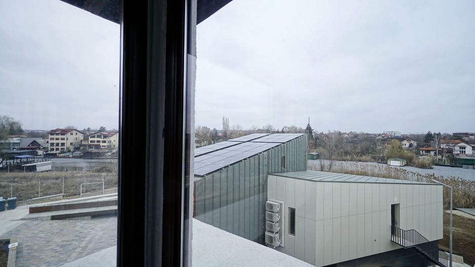 👉 Vilă spectaculoasă pe lac – Ghermănești | 573 mp | Terasă, ponton, - Poză 15