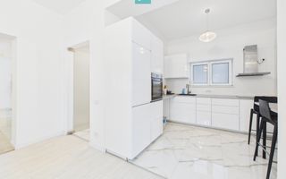 Apartament modern cu 4 camere pe Bulevardul Dacia - Poză 13