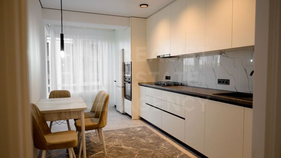 Chirie, apartament, 1 cameră, strada Calea Ieşilor, Sculeni - Poză 2