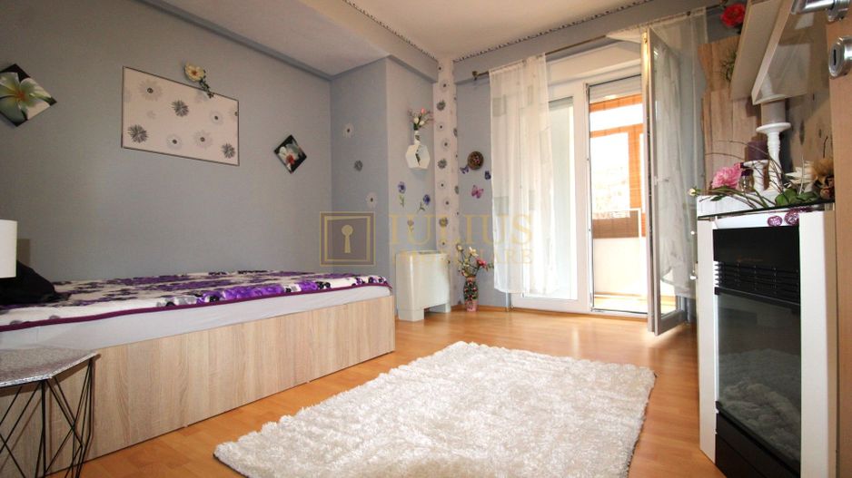 3 camere spatioase, 2 bai, balcon + loc de parcare cu acces controlat - Poză 9