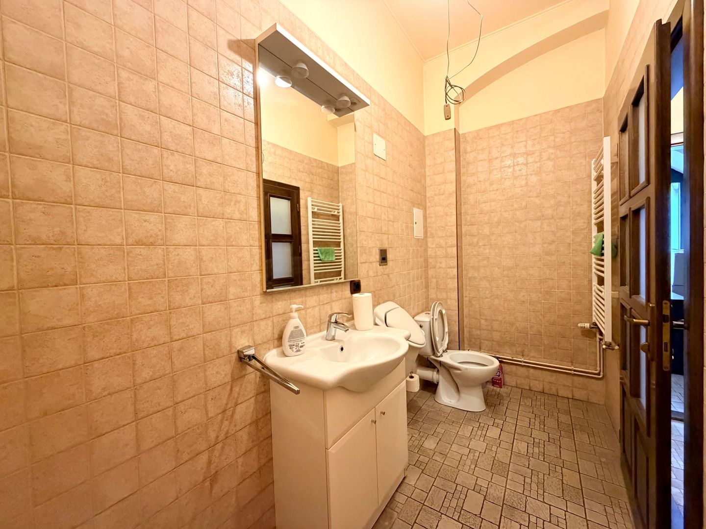 4 camere Ultracentral  - Piața Unirii, ideal birouri, parcare in curte - Poză 19