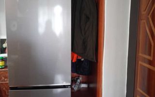 BRASADAS vinde ap 2 cam etaj 3/4 in Carpați 1 - Poză 6