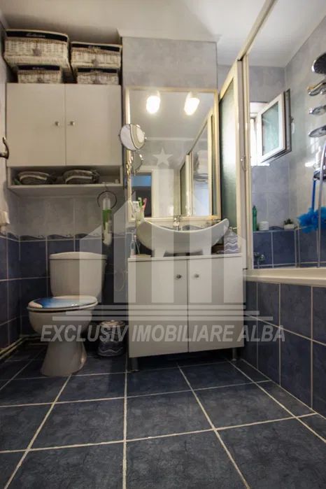 Apartament 3 camere decomandate, Cetate - Poză 5