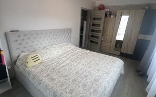 Vând apartament cu 2 camere în Florești, zona Florilor. - Poză 7