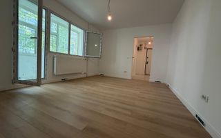 Metrou Titan renovat complet 3 camere - Poză 1