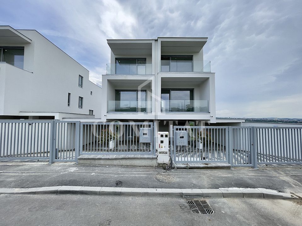 Case tip duplex deosebite | poziționare cu panoramă | cartier Borhanci - Poză 1