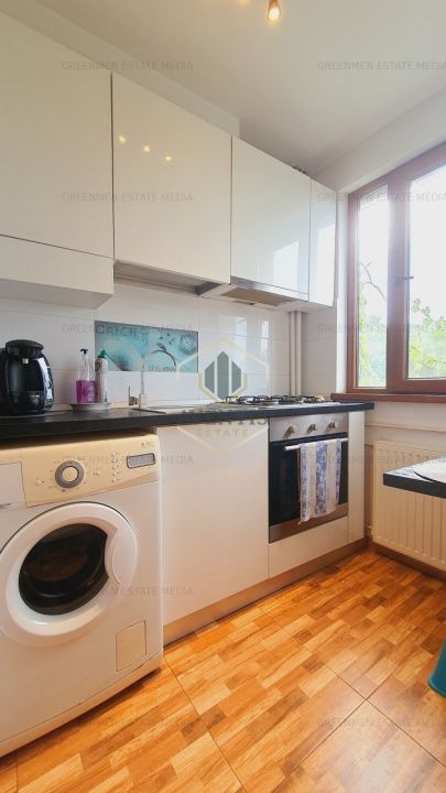 Modern renovata, bloc 2 lifturi, vedere parc, Maior Coravu - Metrou Piata Muncii - Poză 15