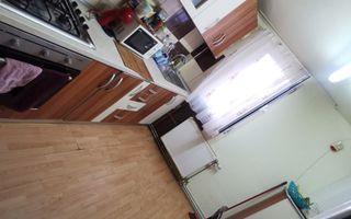 Vând apartament cu 4 camere - Poză 7