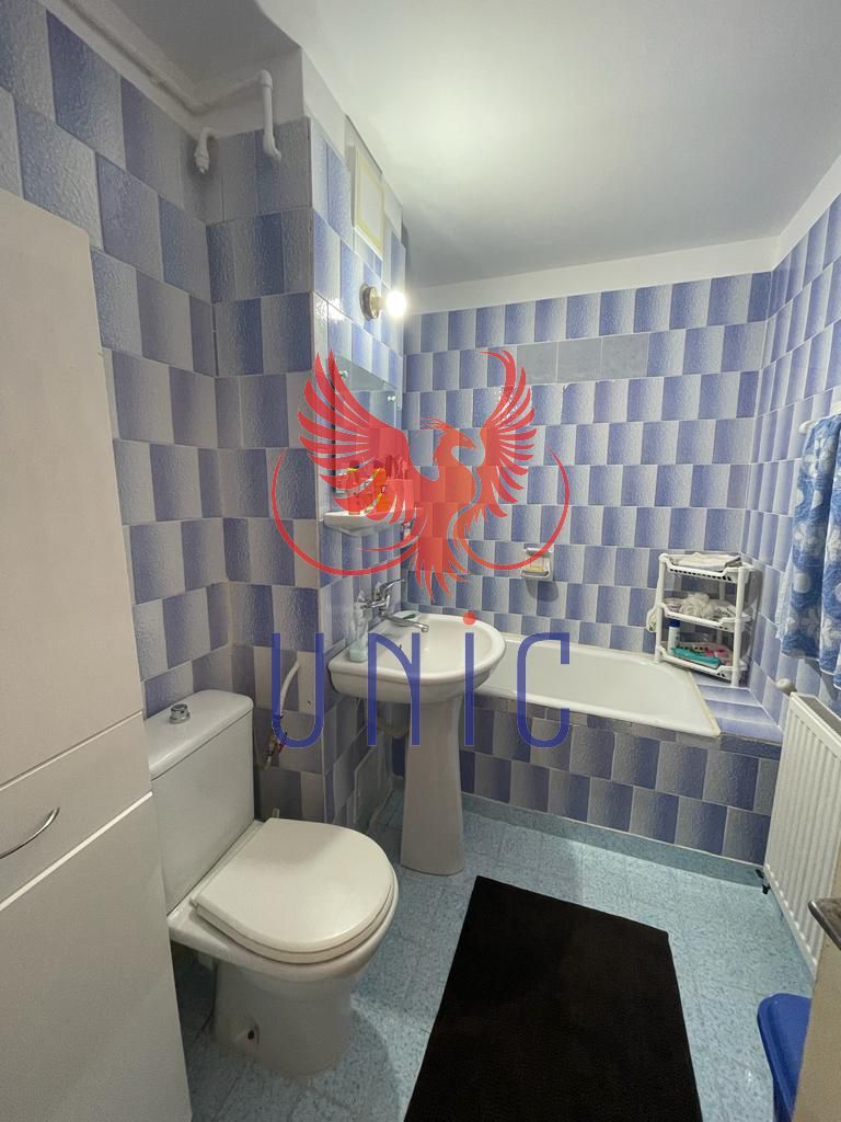 Apartament cu 3 camere de vânzare în 1 Mai, Craiova - Poză 5