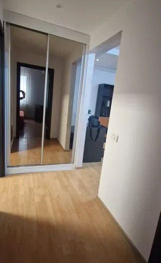 AP. 2 CAMERE MILITARI, BUCATARIE INCHISA, MOBILAT/UTILAT COMPLET - Poză 8