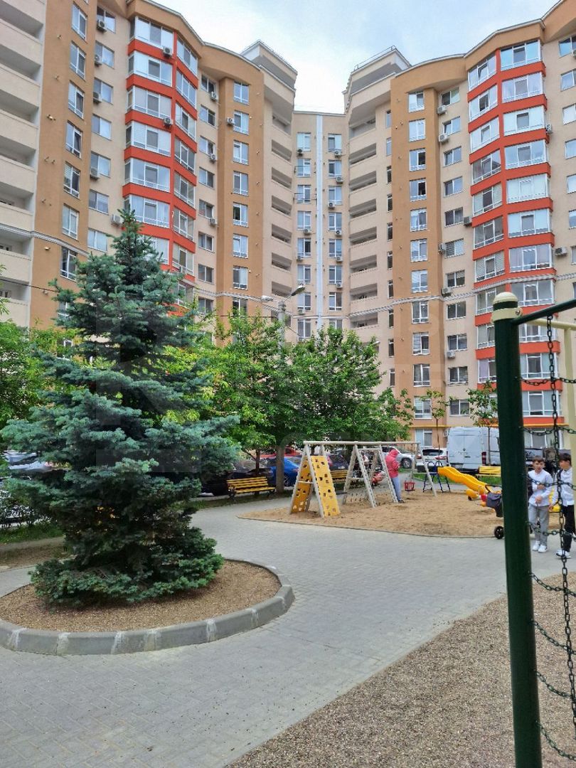 Vânzare, apartament, 2 camere, str. Ginta Latină, Ciocana - Poză 1